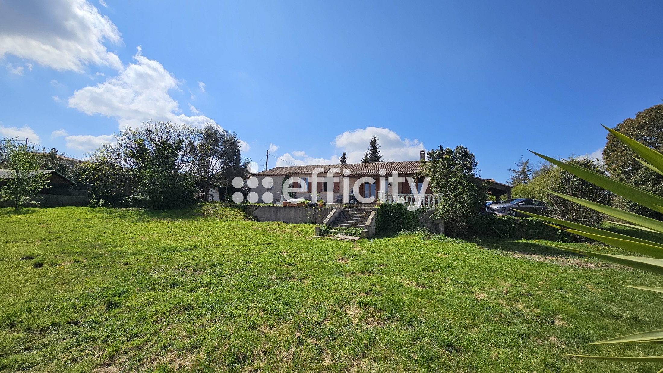 maison 4 pièces - 110m2 à Saint-Paul-en-Forêt (83440)