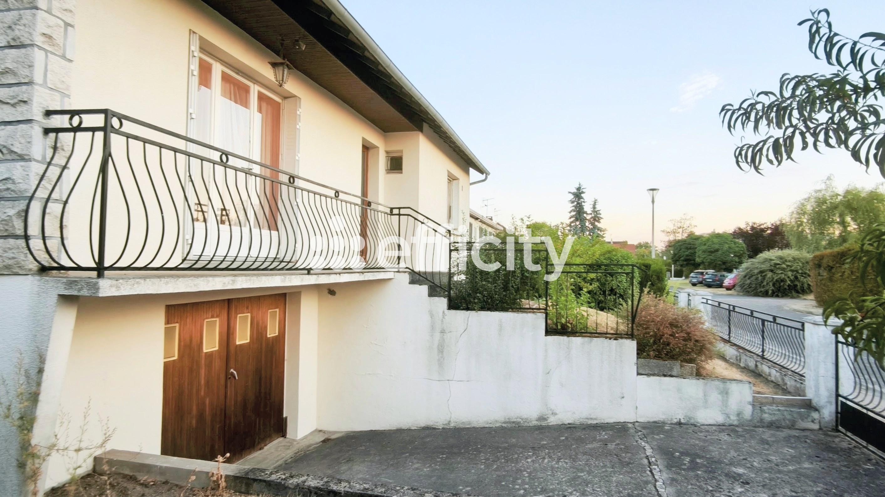 Maison 3 pièces 88 m² · à Salbris · 88 m² · 115 000 €
