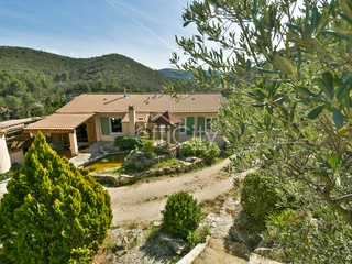 maison 7 pièces - 189m2 à Peypin (13124)