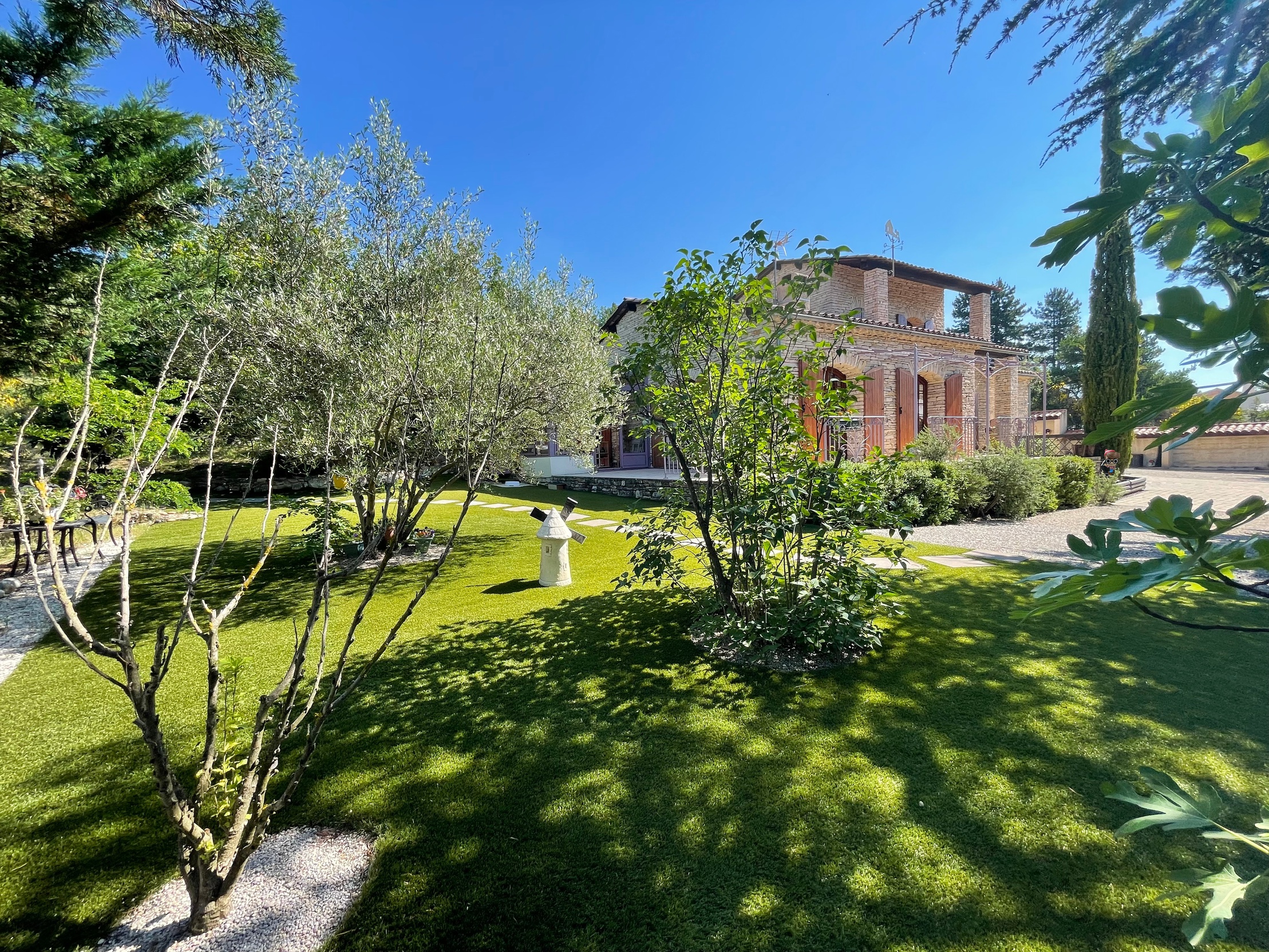 maison 5 pièces - 140m2 à Mallefougasse-Augès (04230)