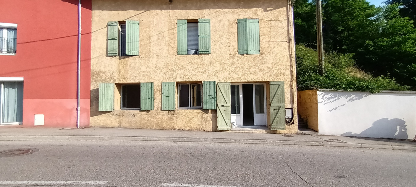 appartement 3 pièces - 52m2 à Beaurepaire (38270)