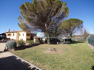 maison 8 pièces - 295m2 à Aups (83630)