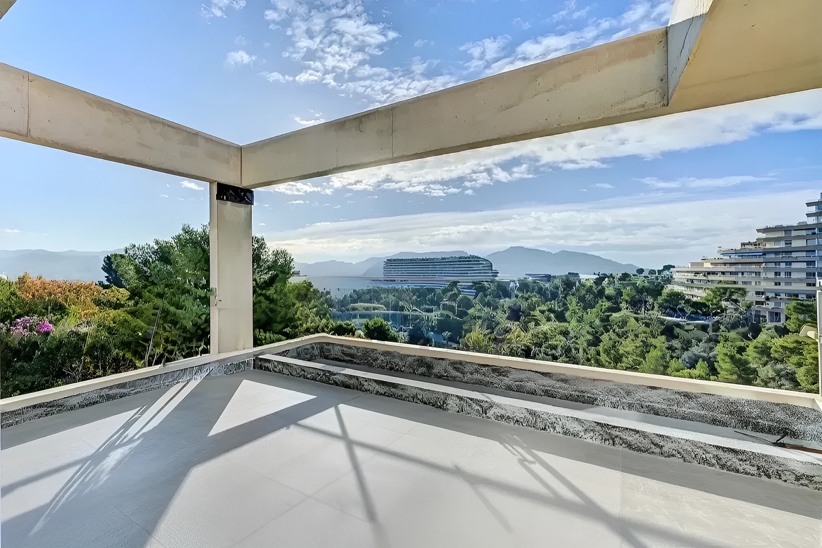 maison 5 pièces - 250m2 à Marseille (13008)