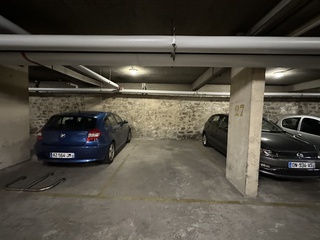parking  - 13m2 à Paris (75015)