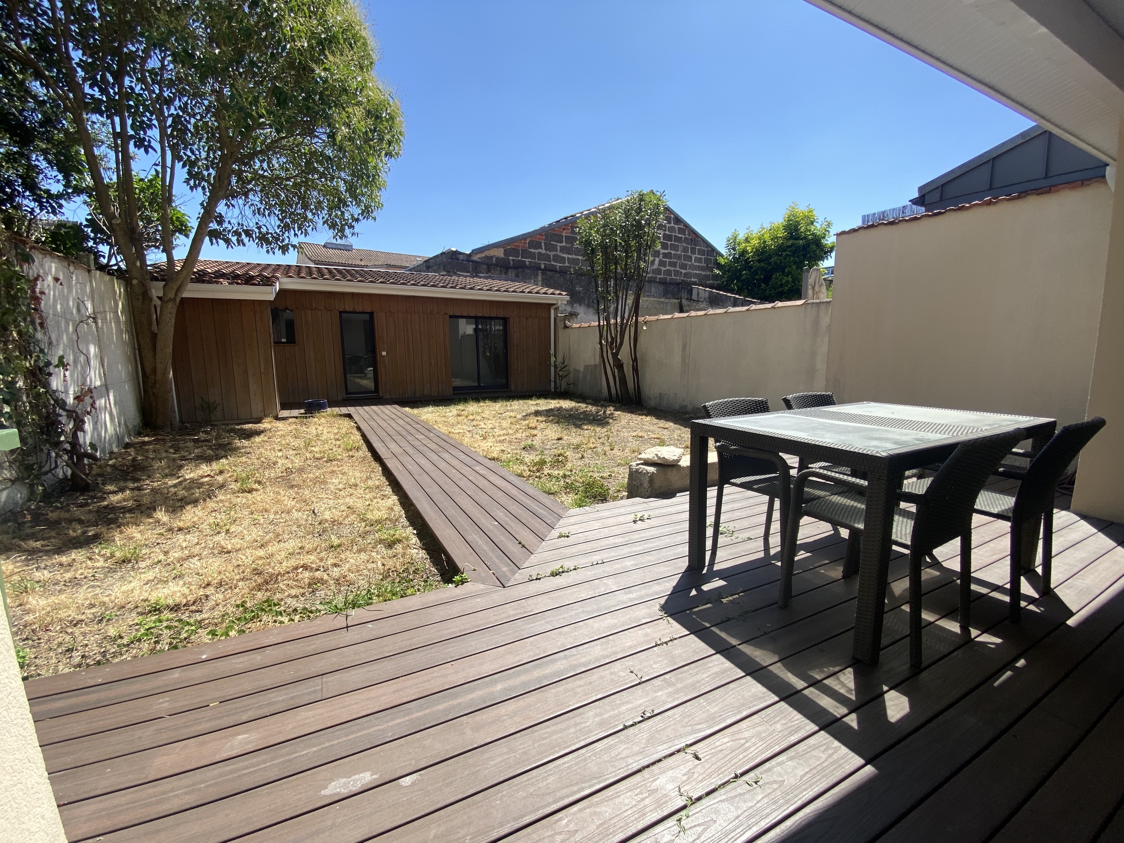 maison 6 pièces - 130m2 à Bordeaux (33000)