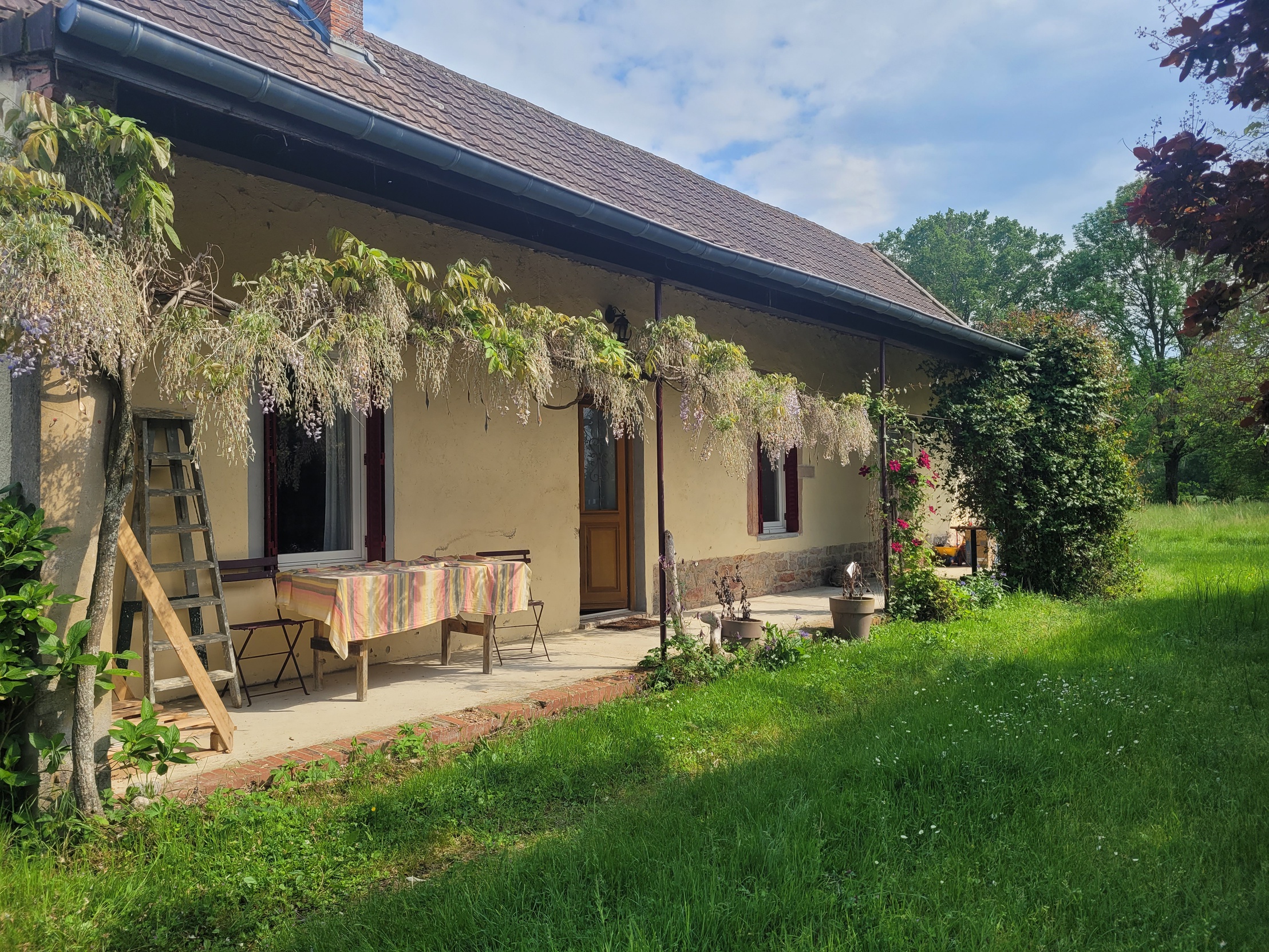 maison 3 pièces - 99m2 à Bantanges (71500)