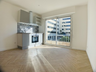 appartement 2 pièces - 32m2 à Nice (06200)