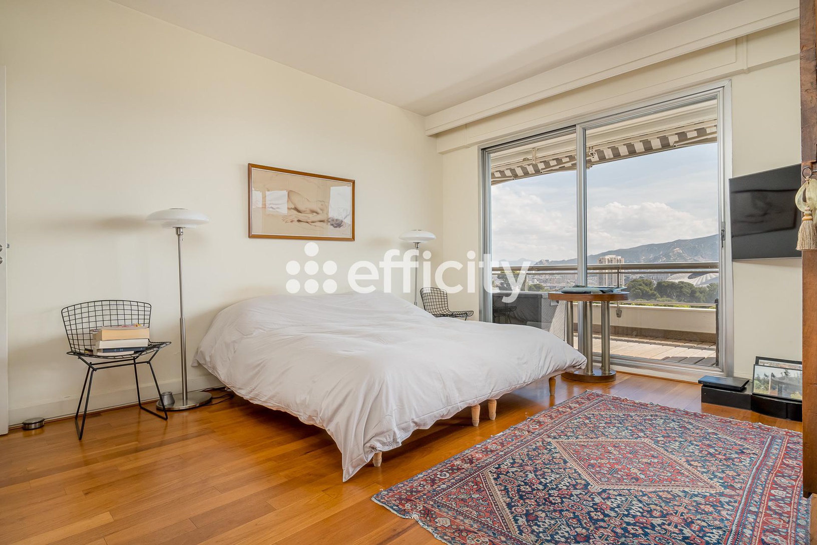 Achat immobilier Appartement 6 pièces  230m2 à Marseille (13008) - Photo n°9