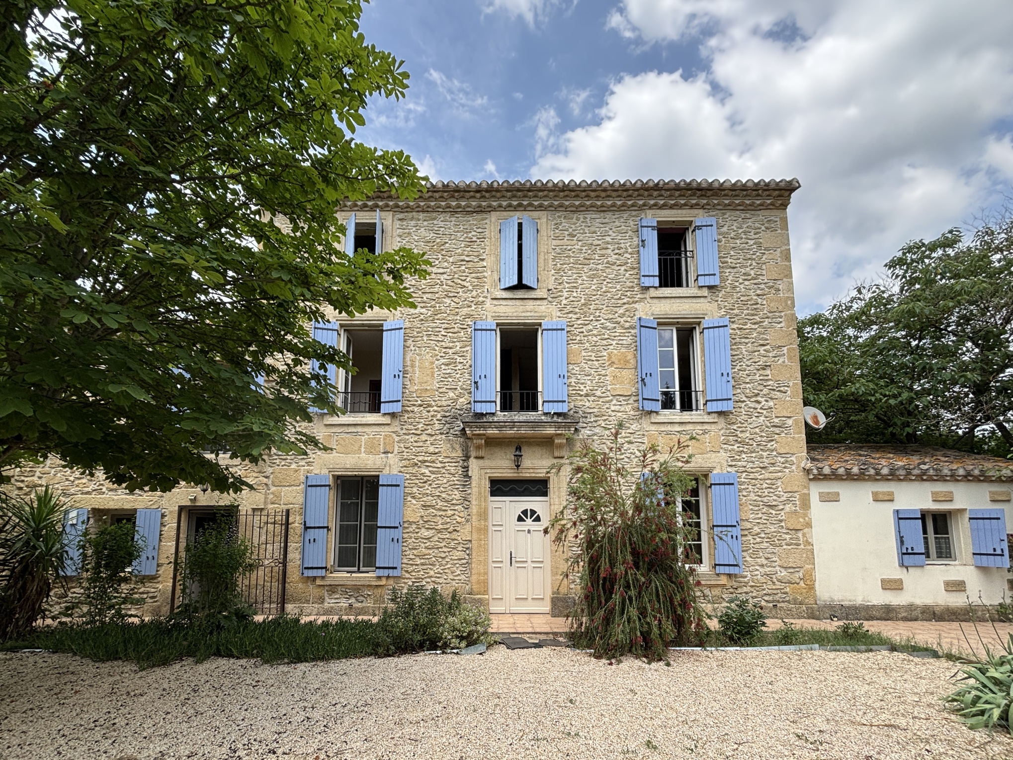 maison 7 pièces - 280m2 à Sernhac (30210)