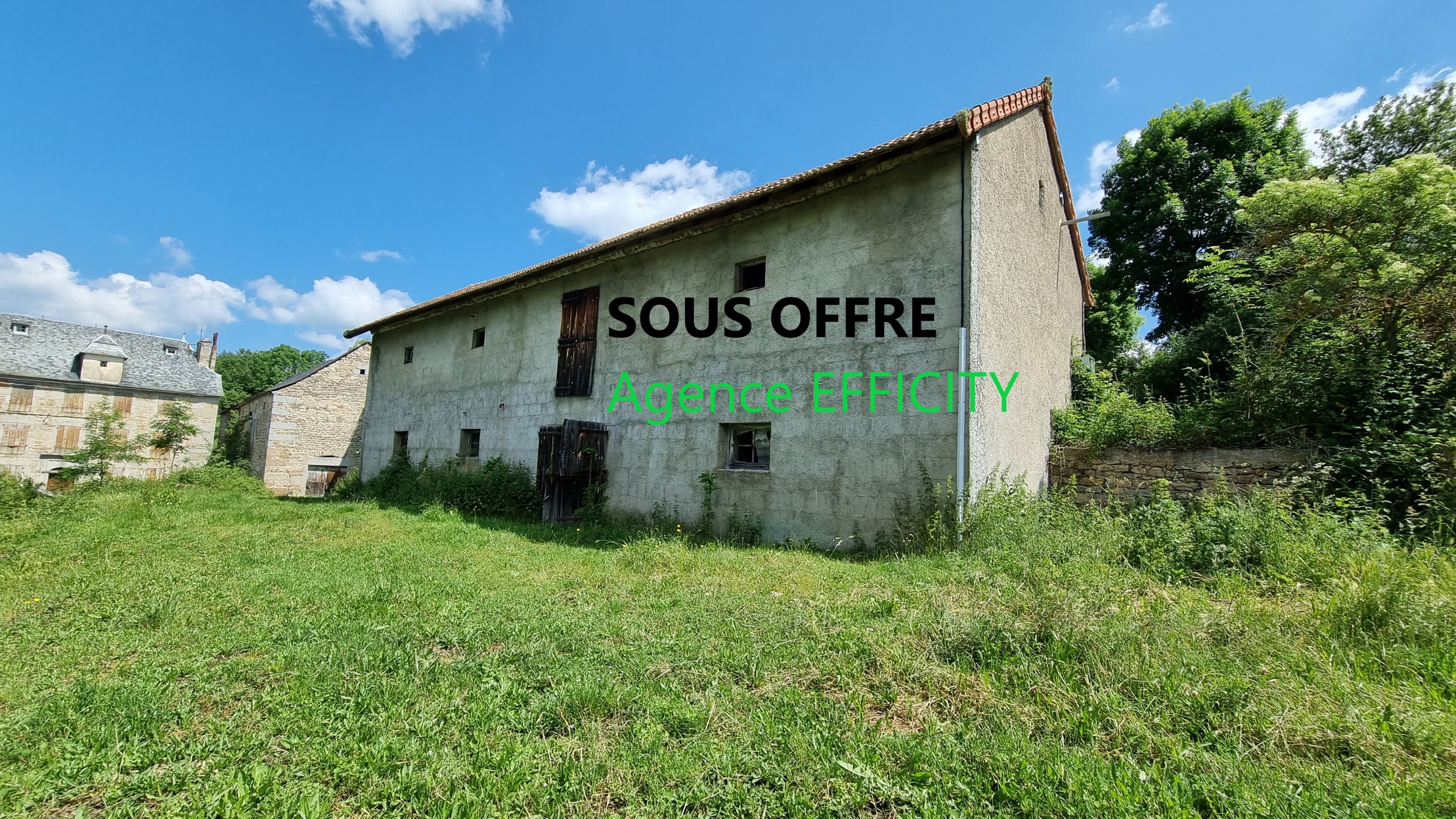 maison 2 pièces - 200m2 à Saint-Pierre-le-Vieux (48200)