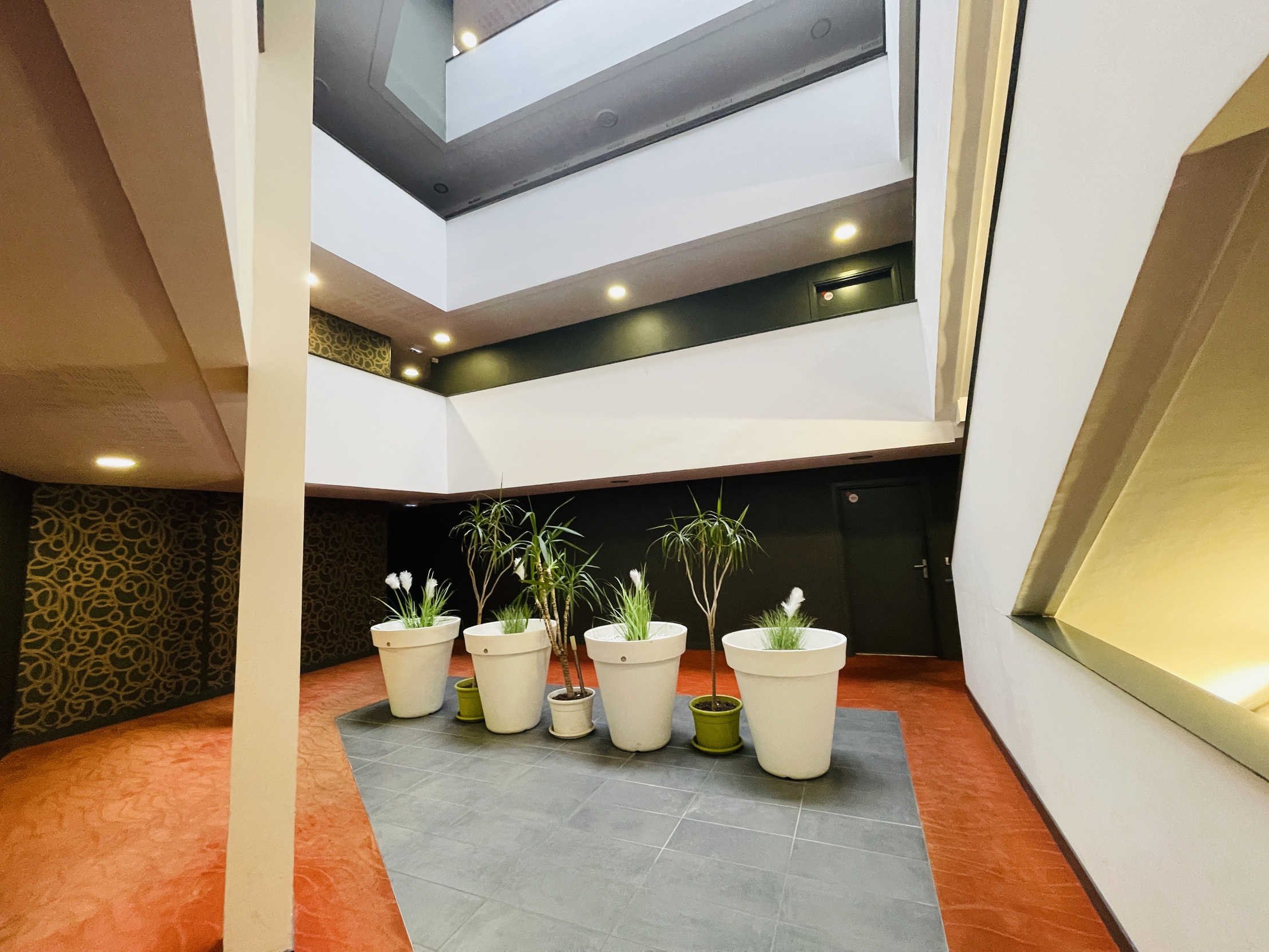 appartement 2 pièces - 45m2 à Bordeaux (33800)