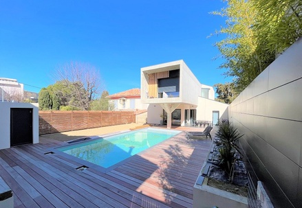 maison 5 pièces - 140m2 à Aix-en-Provence (13100)