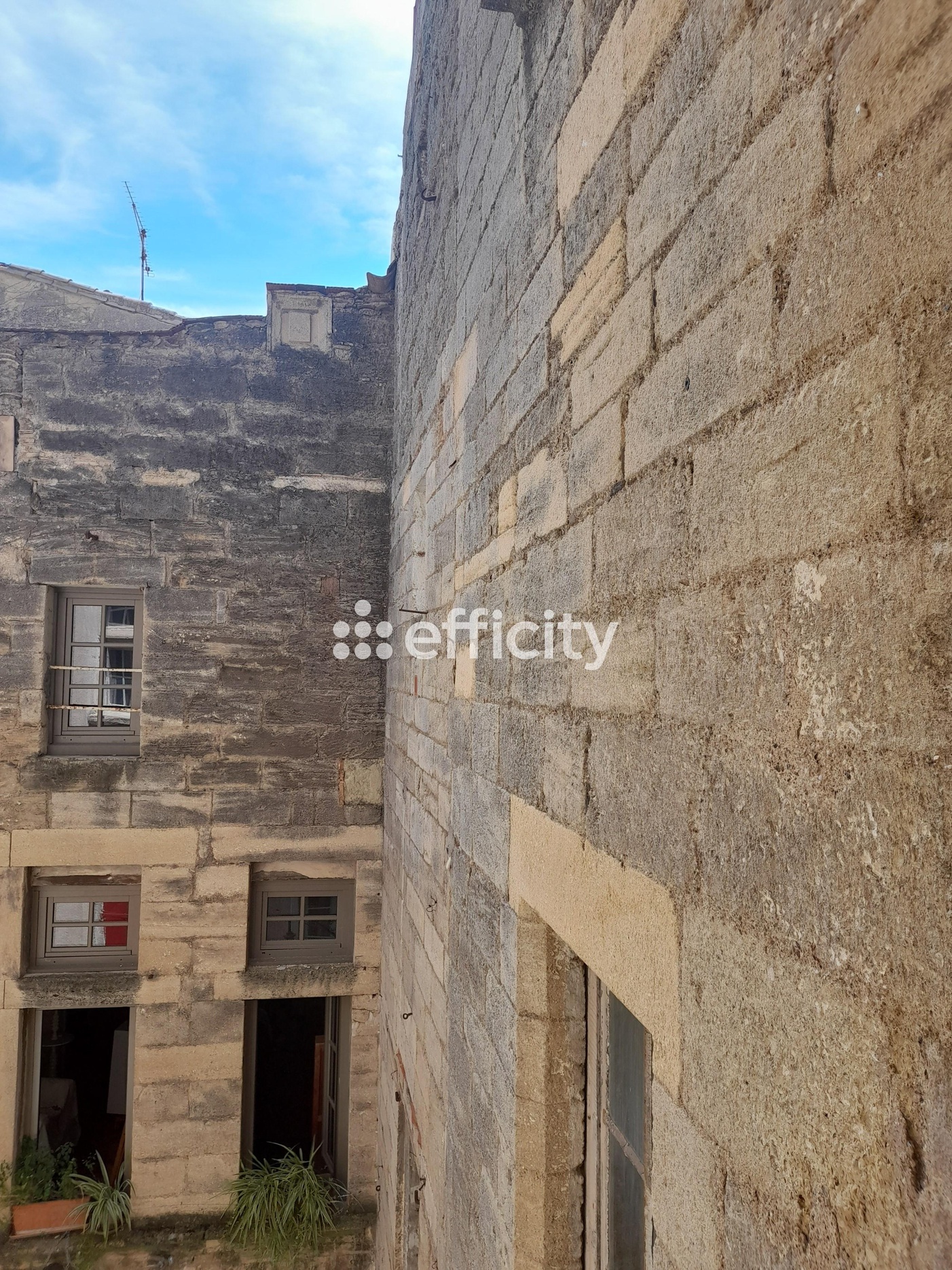 appartement 2 pièces - 60m2 à Pézenas (34120)