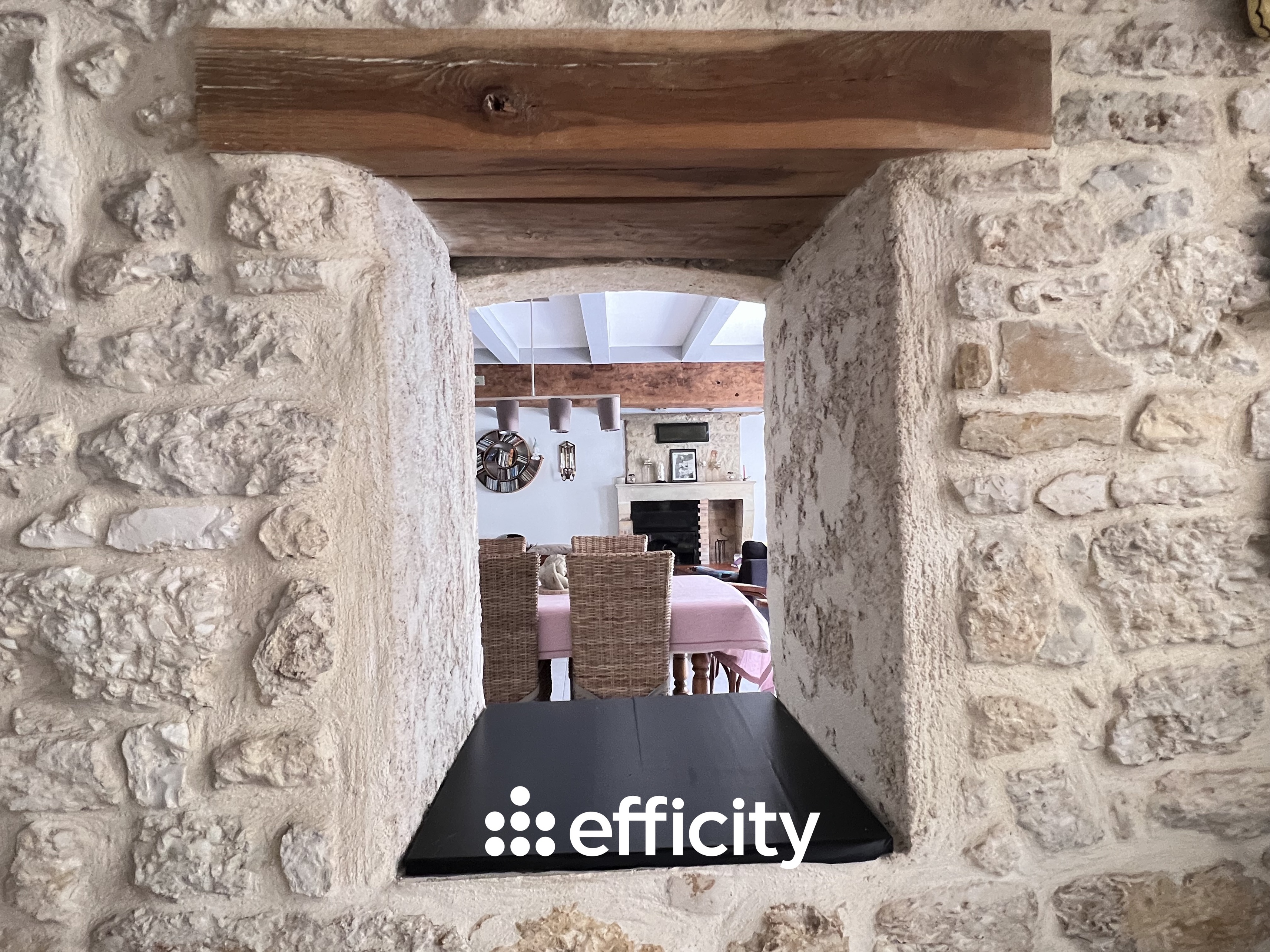 Achat immobilier Maison 6 pièces  160m2 à Saint-Pierre-la-Noue (17700) - Photo n°5