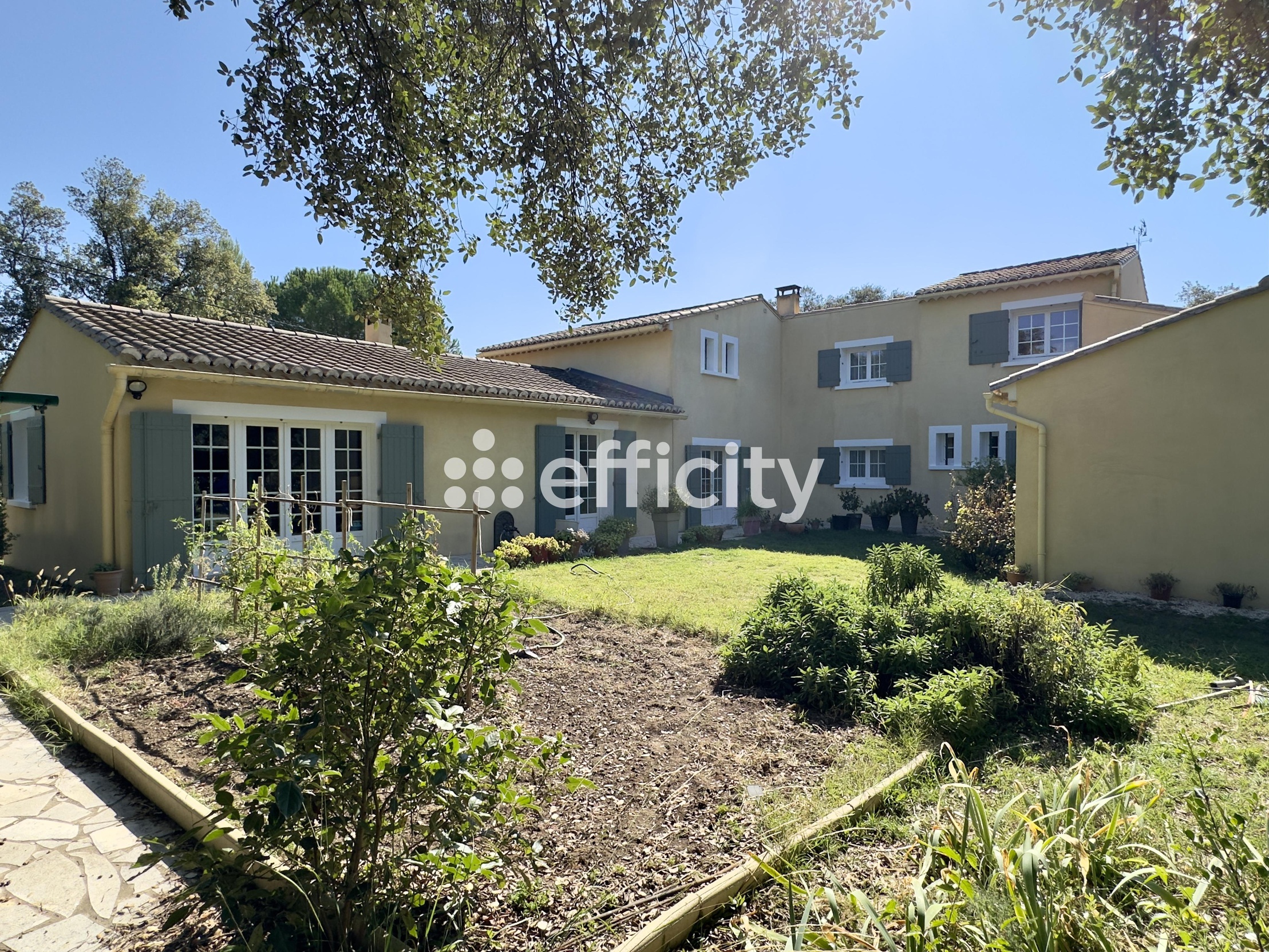 maison 7 pièces - 224,0m2 à Montaren-et-Saint-Médiers (30700)