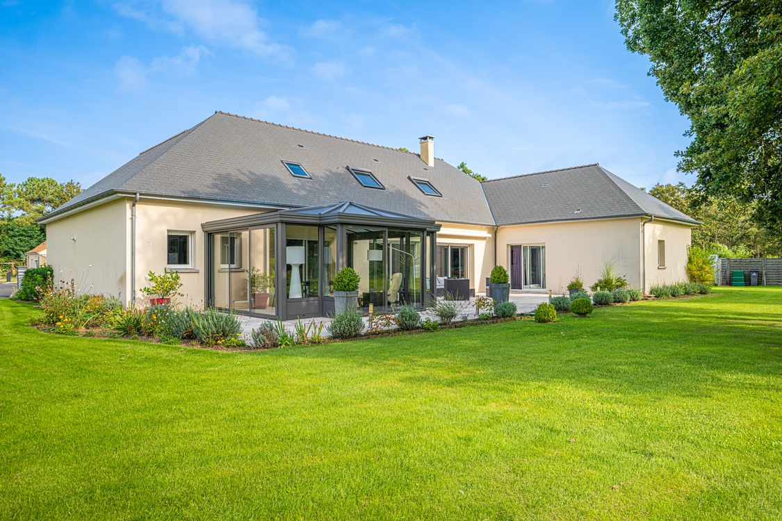 maison 8 pièces - 250m2 à Arnage (72230)