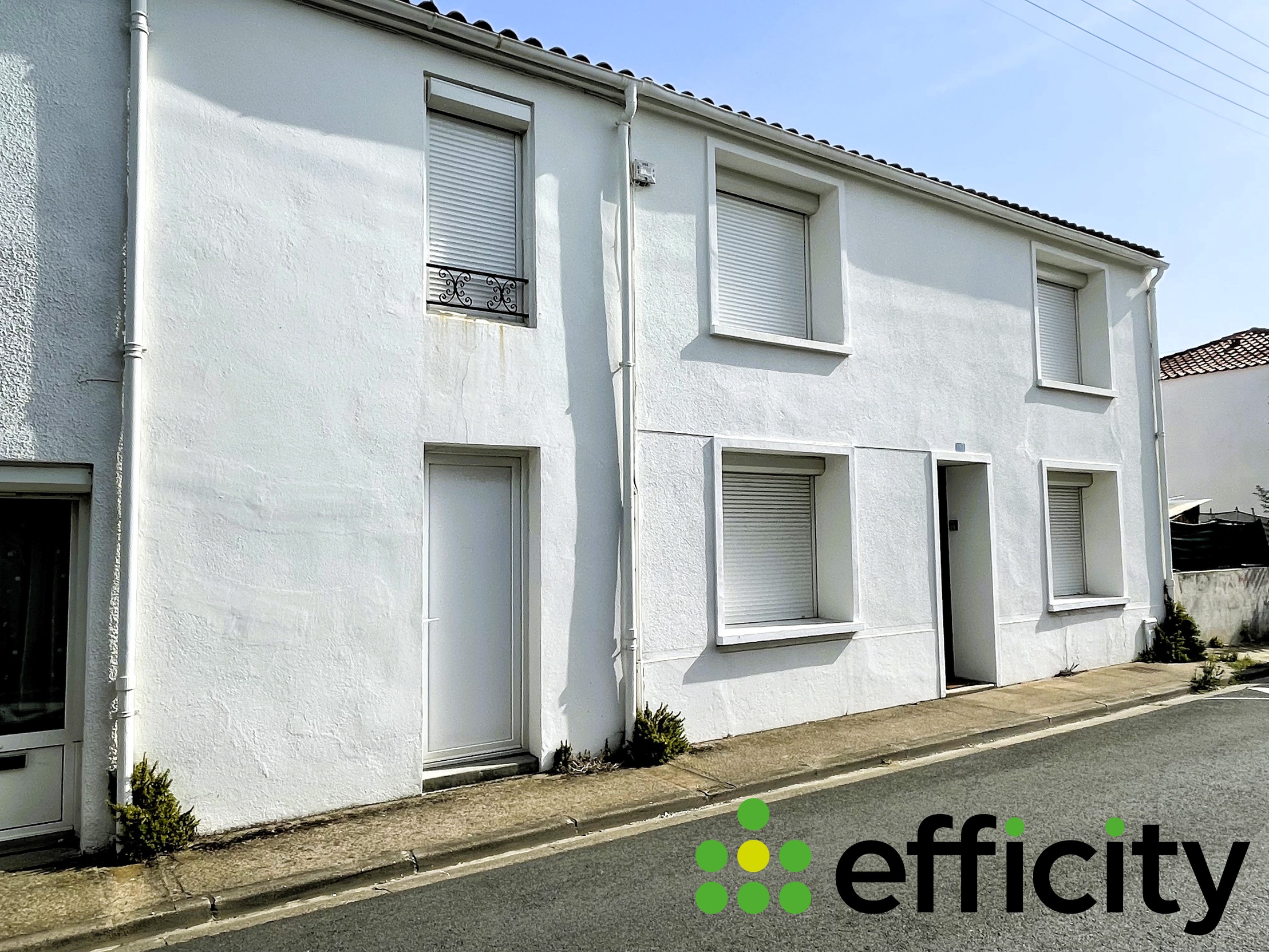 immeuble 10 pièces - 150m2 à La Rochelle (17000)