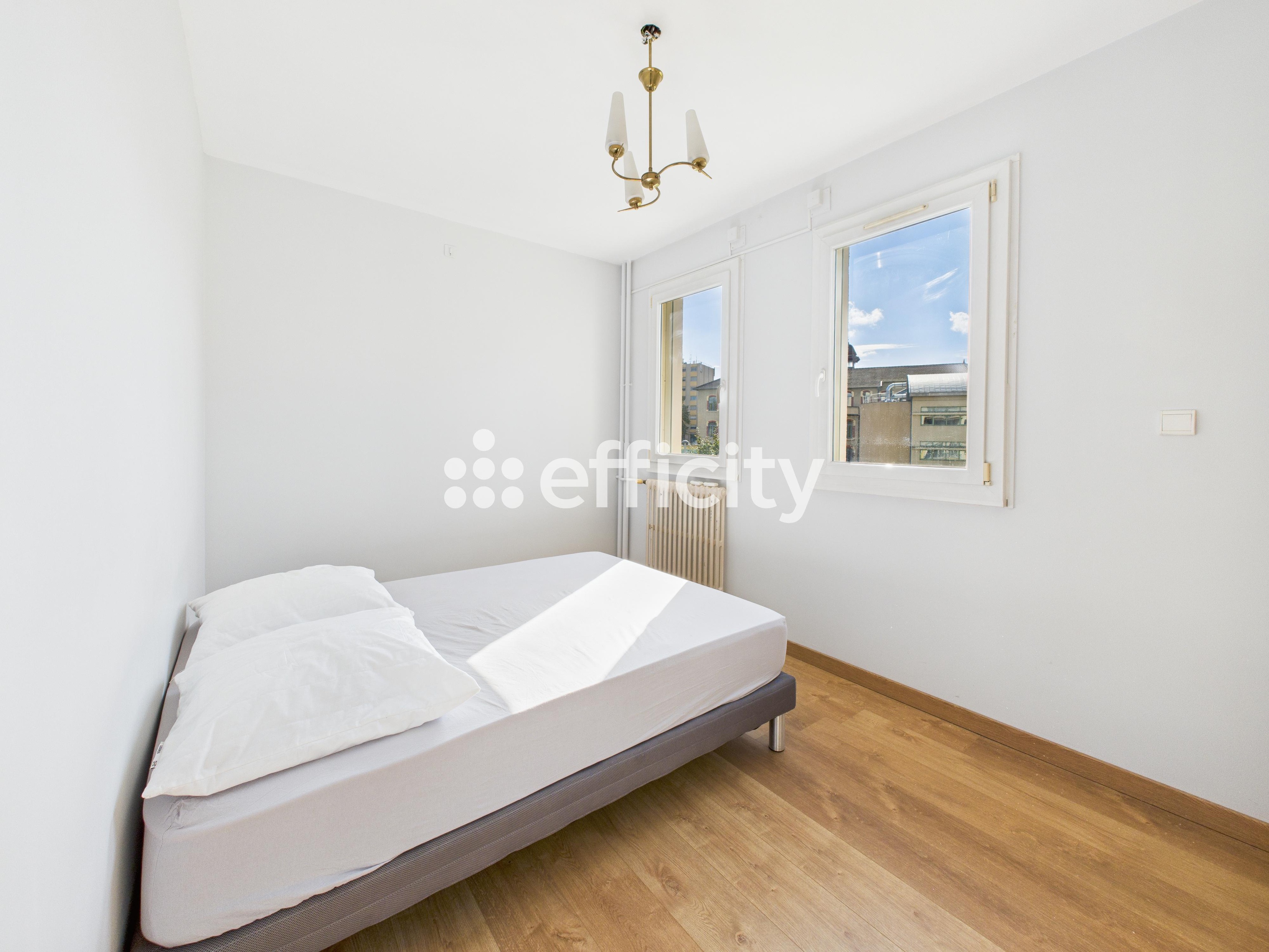 Achat immobilier Appartement 4 pièces  91m2 à Bourg-en-Bresse (01000) - Photo n°13