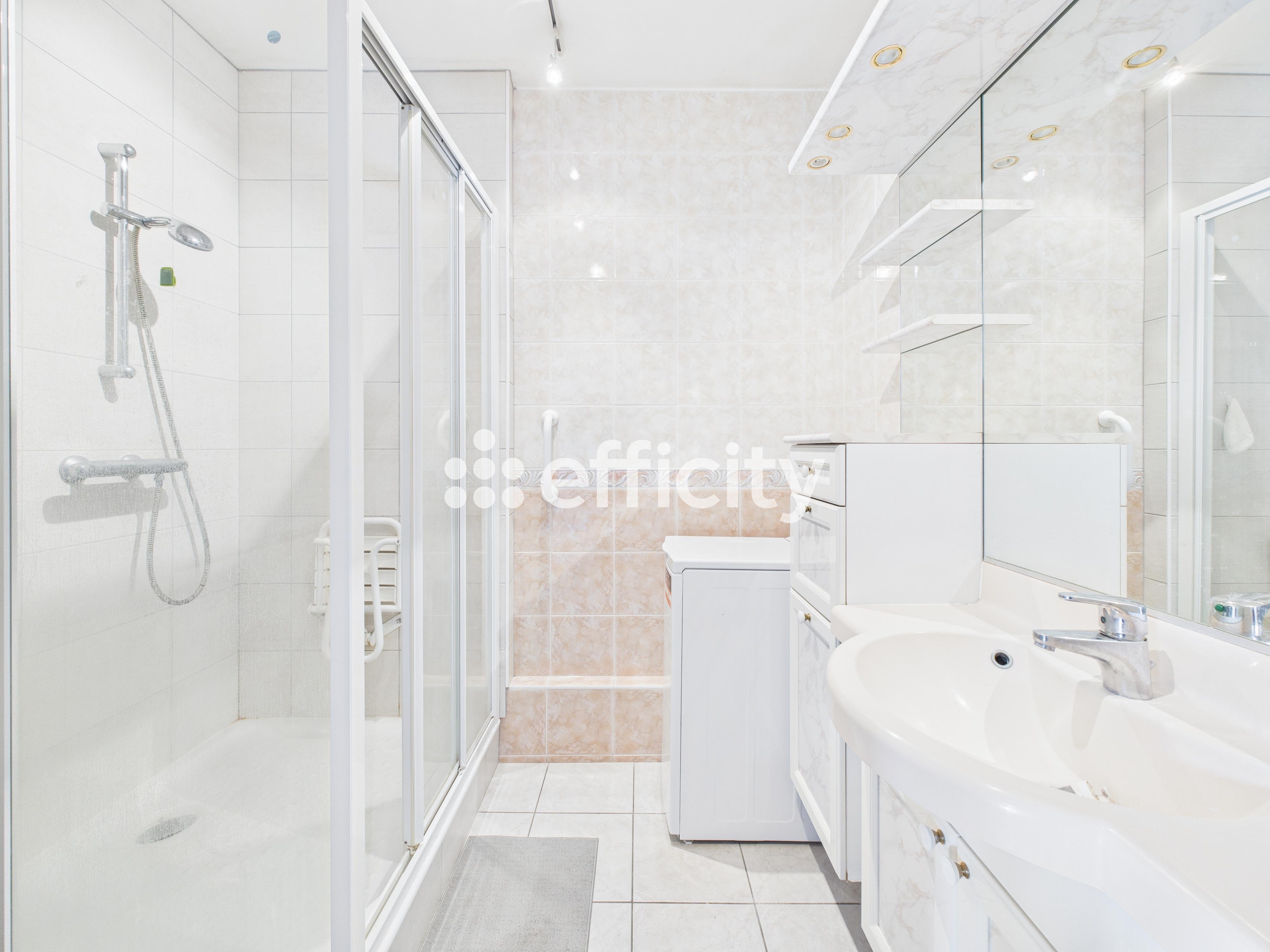 Achat immobilier Appartement 4 pièces  91m2 à Bourg-en-Bresse (01000) - Photo n°15