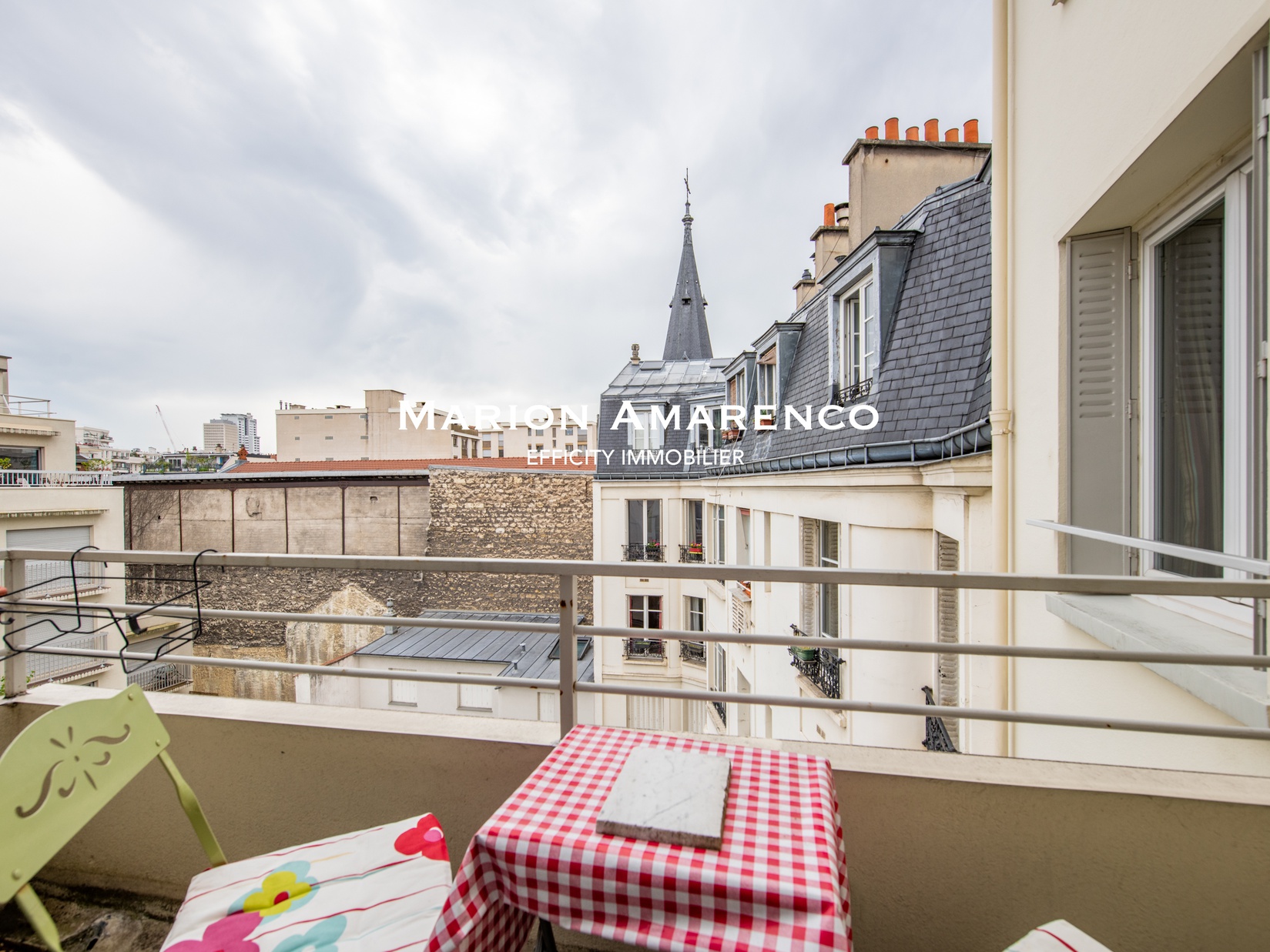 appartement 4 pièces - 105m2 à Paris (75015)