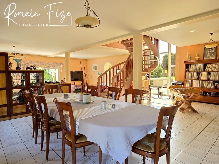 Achat immobilier Maison 7 pièces  300m2 à La Chapelle-Janson (35133) - Photo n°8