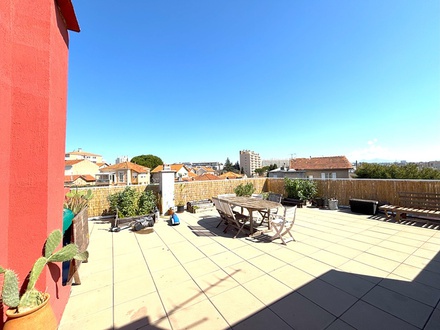 appartement 4 pièces - 115m2 à Marseille (13005)