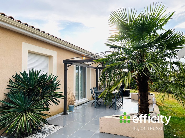 maison 5 pièces - 114m2 à Vouillé (86190)