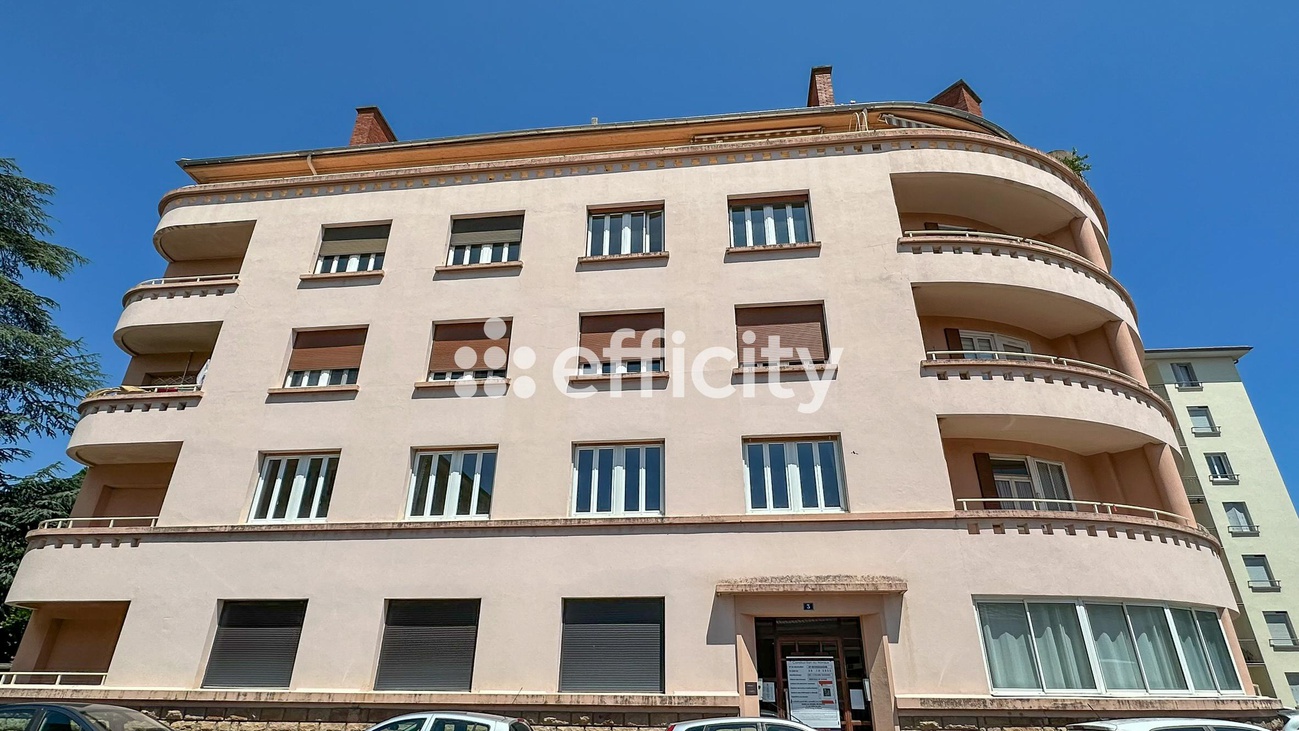 appartement 8 pièces - 169m2 à Bourg-en-Bresse (01000)