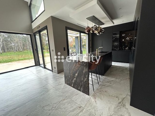 Achat immobilier Maison 10 pièces  290m2 à Pessac (33600) - Photo n°9