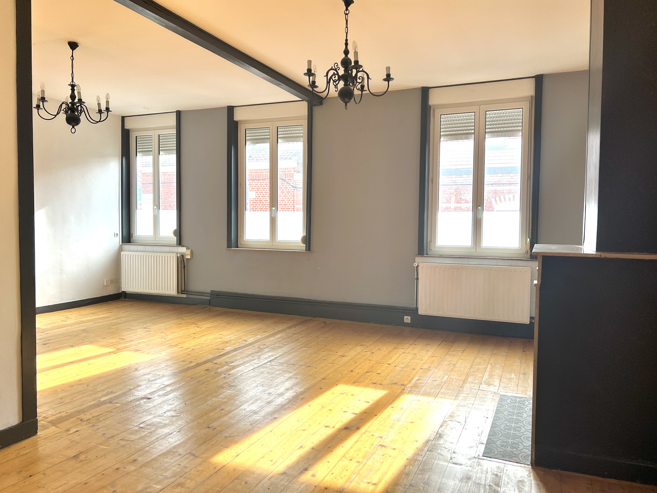 immeuble 7 pièces - 210m2 à Pérenchies (59840)