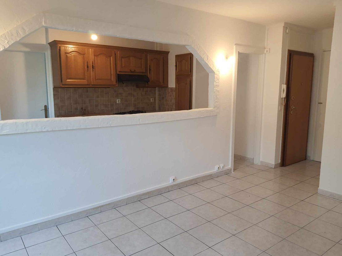 appartement 2 pièces - 40m2 à Marseille (13015)