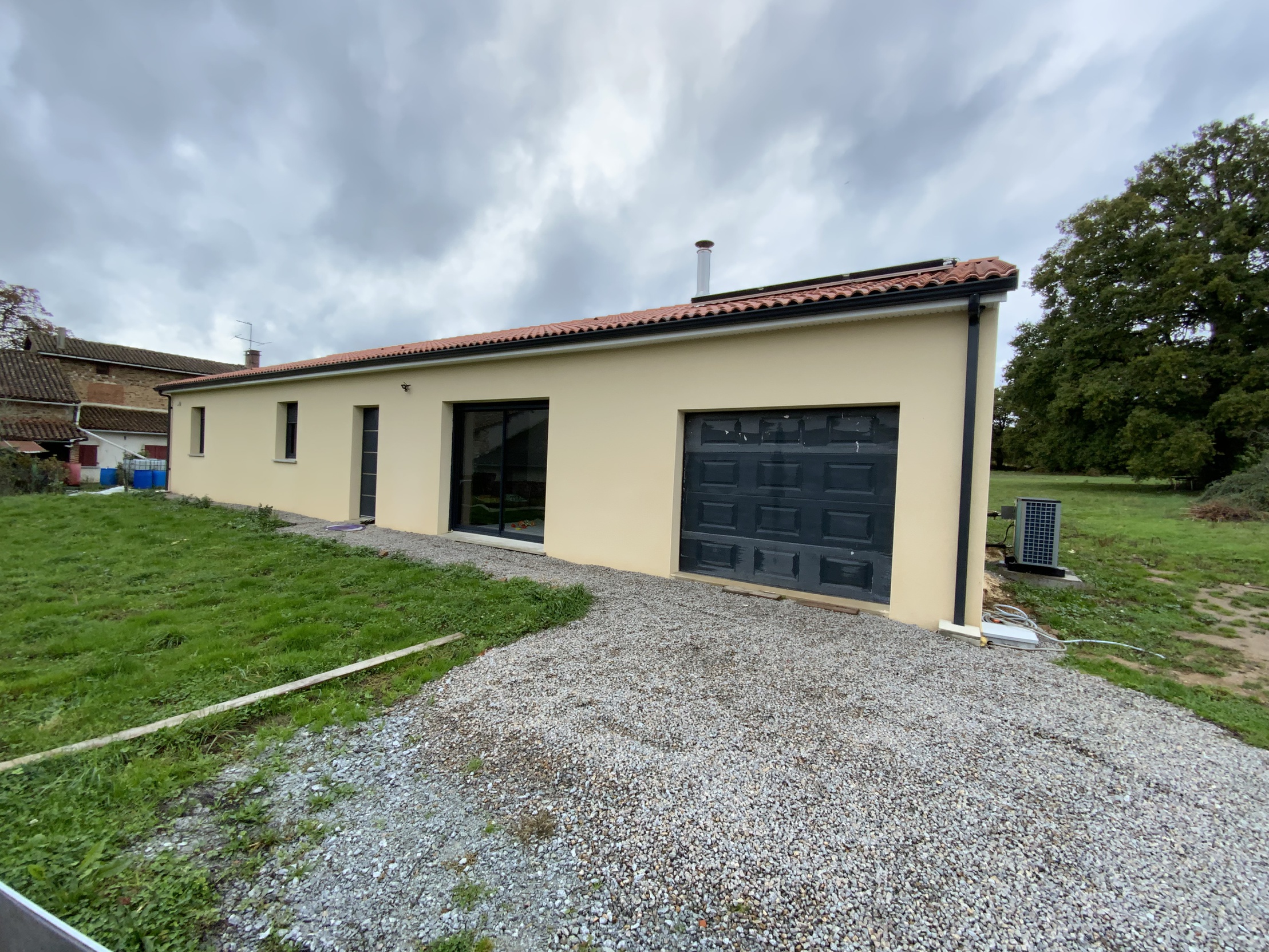 maison 5 pièces - 140m2 à Peyrilhac (87510)