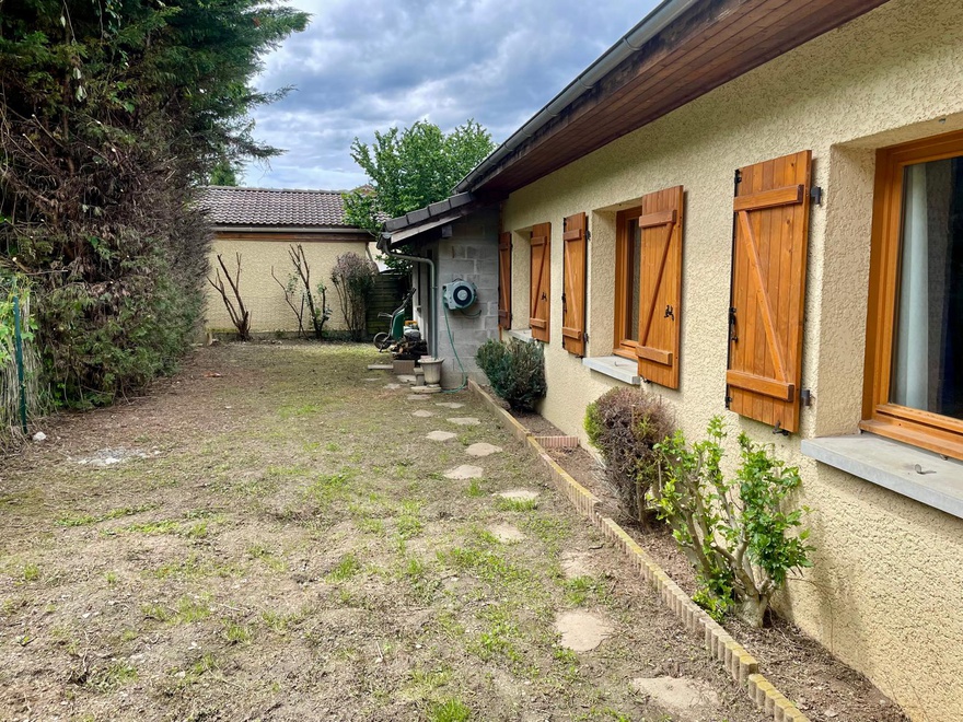 maison 6 pièces - 210m2 à Scionzier (74950)