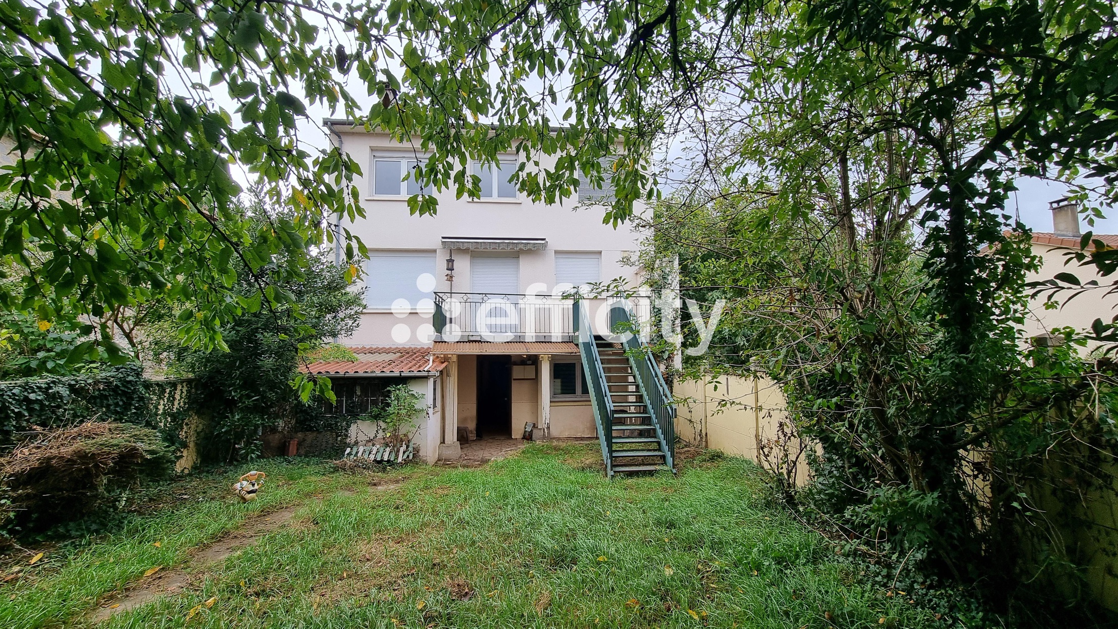 maison 8 pièces - 238m2 à Limoges (87000)
