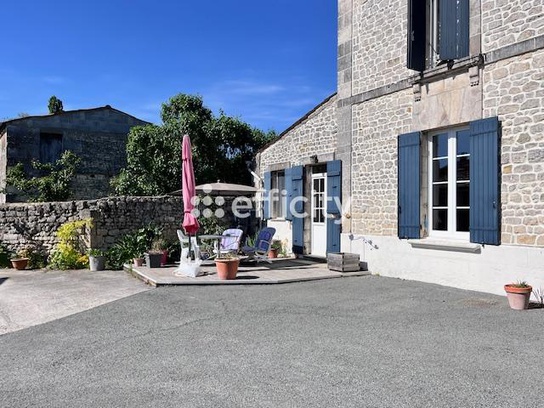 Achat immobilier Maison 6 pièces  196m2 à Mirambeau (17150) - Photo n°21