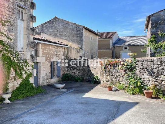 Achat immobilier Maison 6 pièces  196m2 à Mirambeau (17150) - Photo n°22