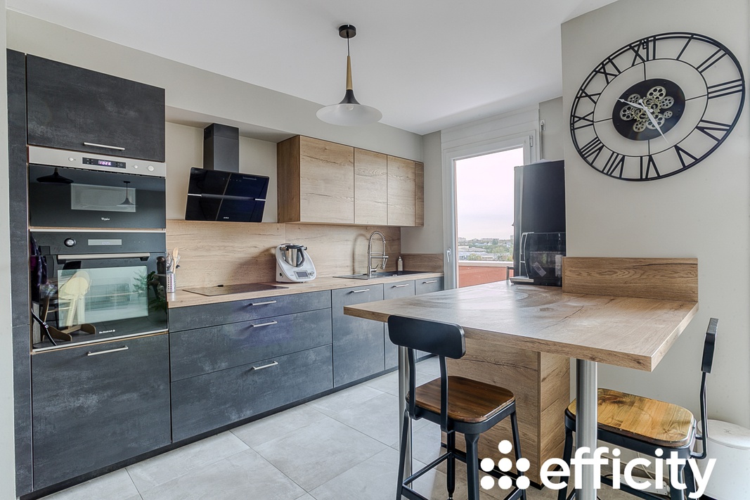 appartement 3 pièces - 68m2 à Sathonay-Camp (69580)