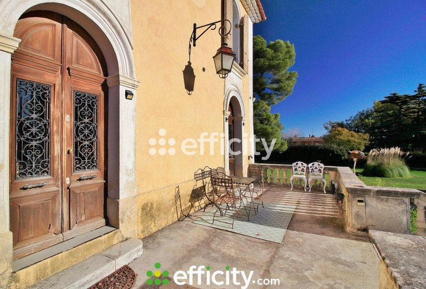 Achat immobilier Maison 33 pièces  1000m2 à Entraigues-sur-la-Sorgue (84320) - Photo n°9