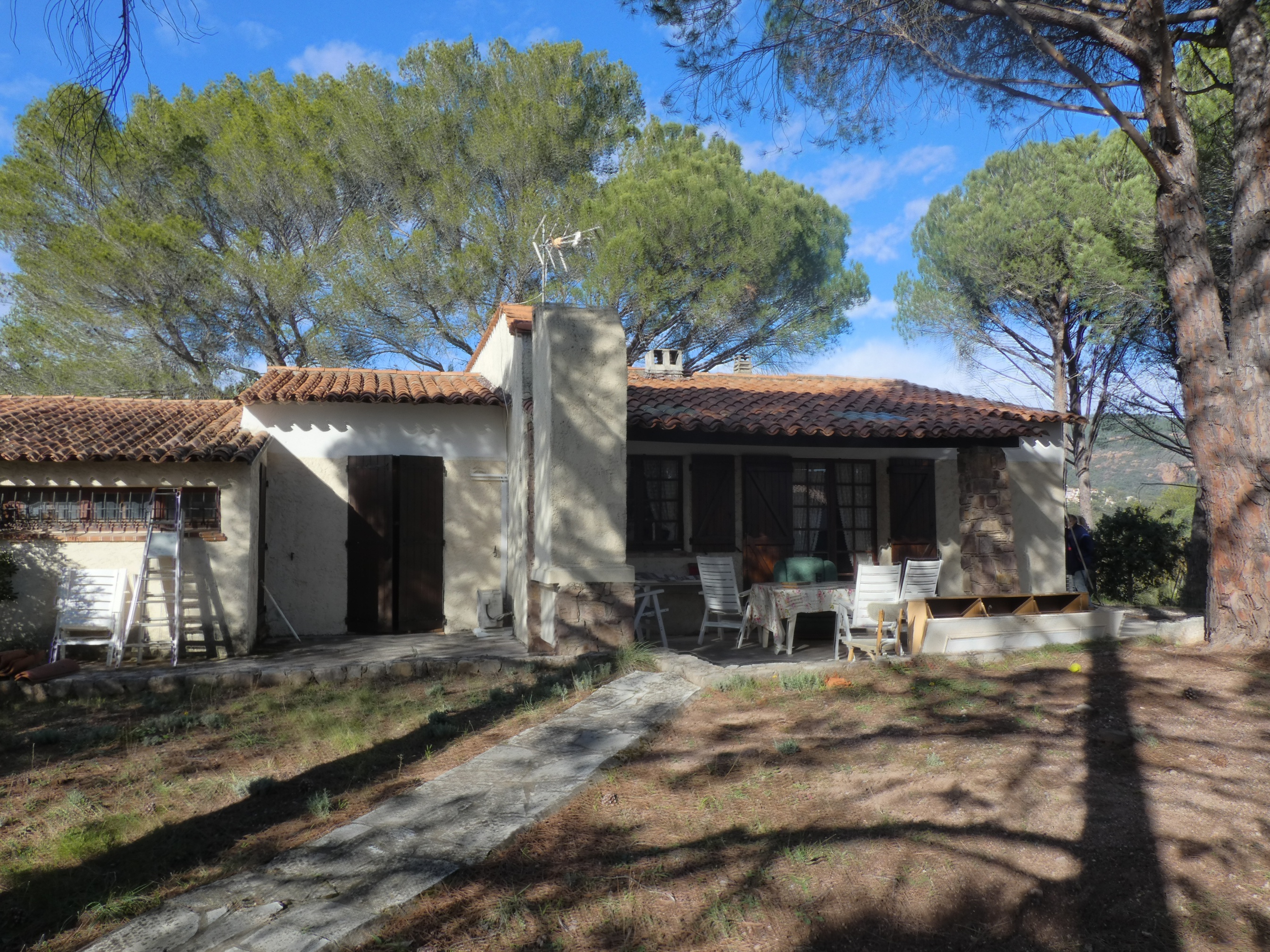 maison 4 pièces - 76m2 à Roquebrune-sur-Argens (83520)
