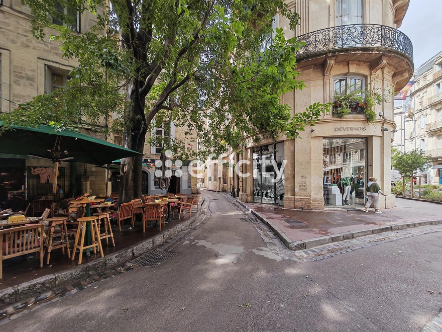 appartement 2 pièces - 84m2 à Montpellier (34000)