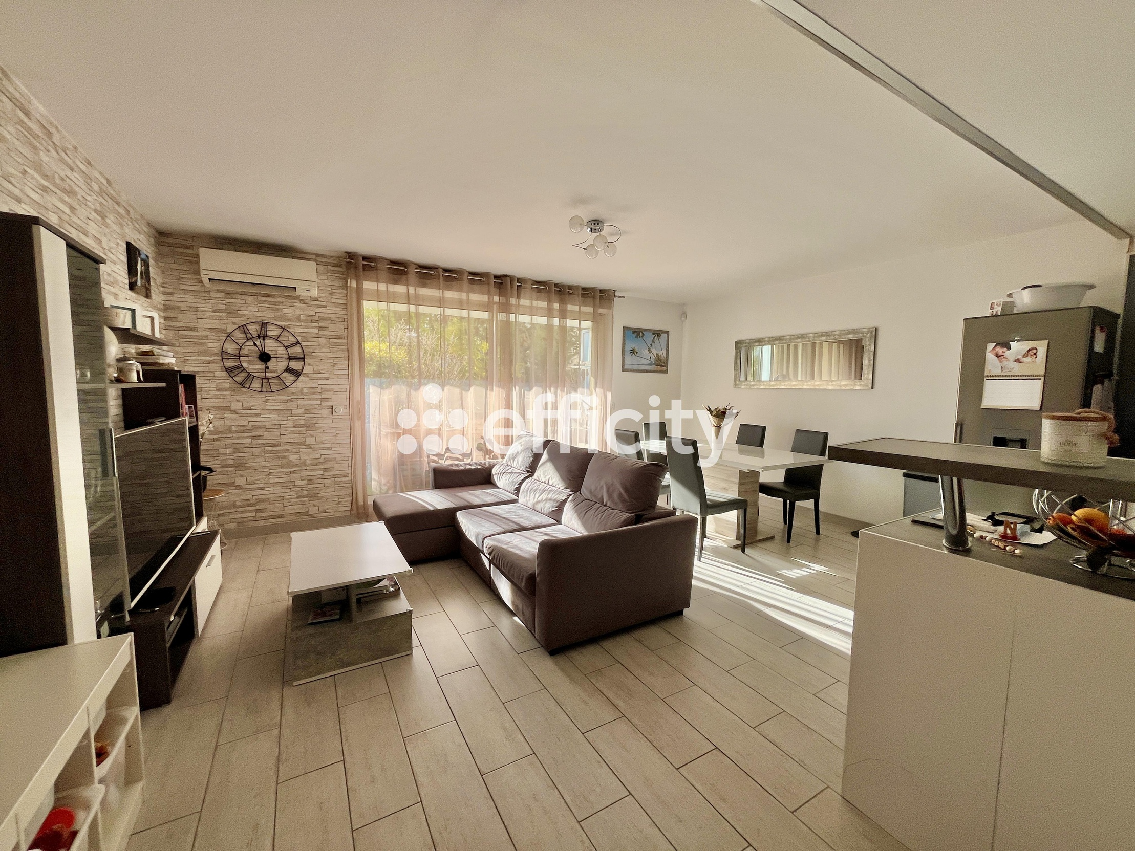 appartement 3 pièces - 81m2 à Marseille (13011)