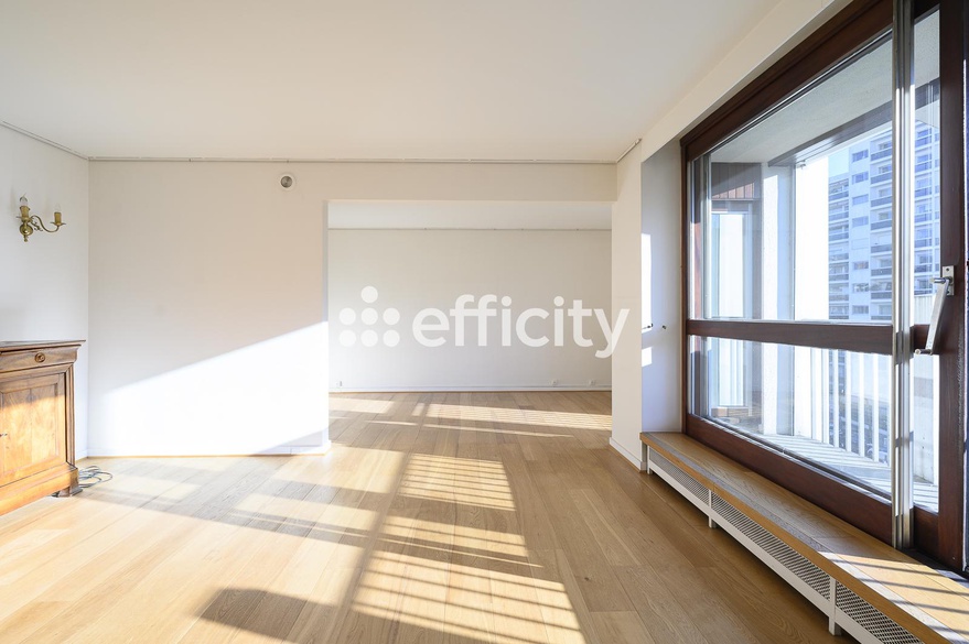 appartement 5 pièces - 116m2 à Paris (75015)
