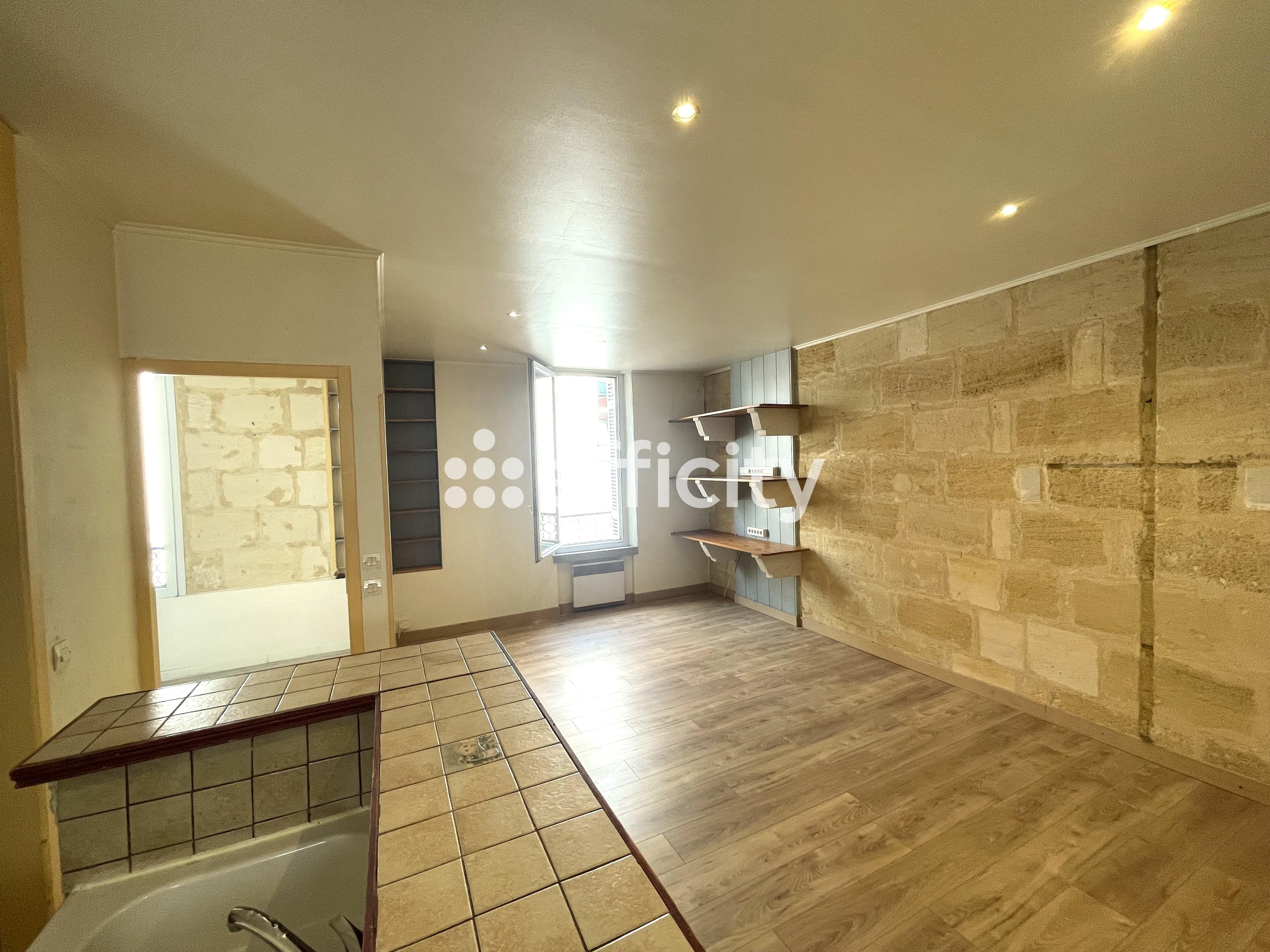 Achat immobilier Immeuble 8 pièces  180m2 à Bordeaux (33300) - Photo n°7