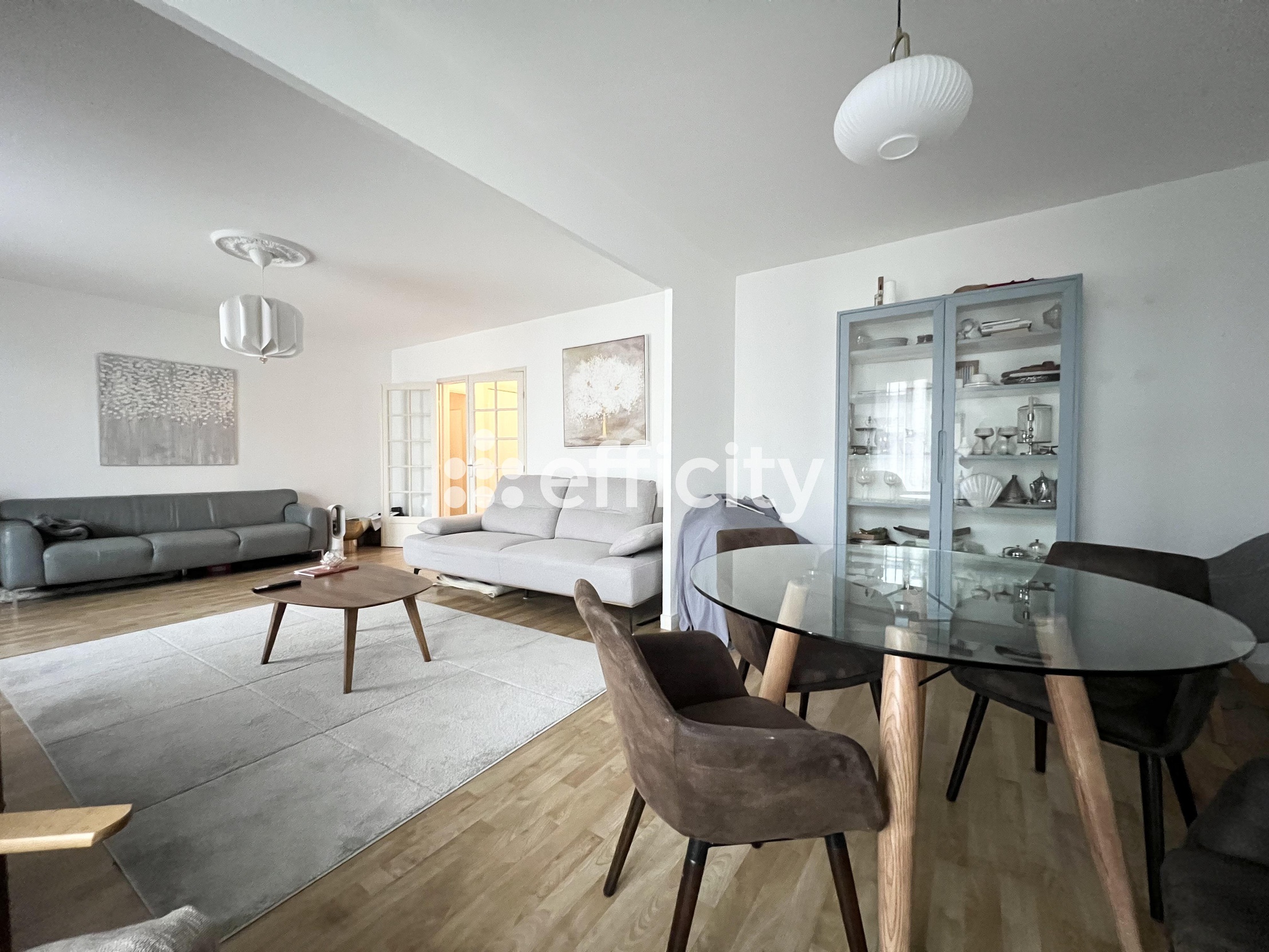 appartement 5 pièces - 102m2 à Tours (37000)