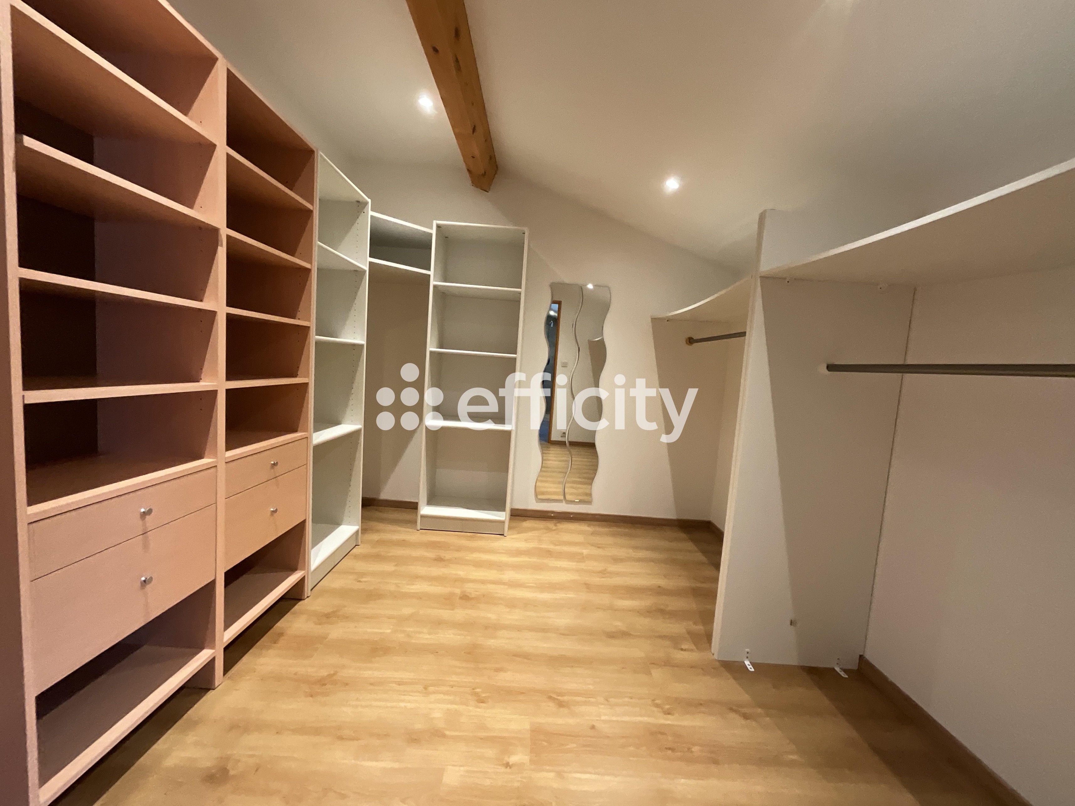 Achat immobilier Maison 6 pièces  180m2 à Saint-Julien-en-Saint-Alban (07000) - Photo n°19