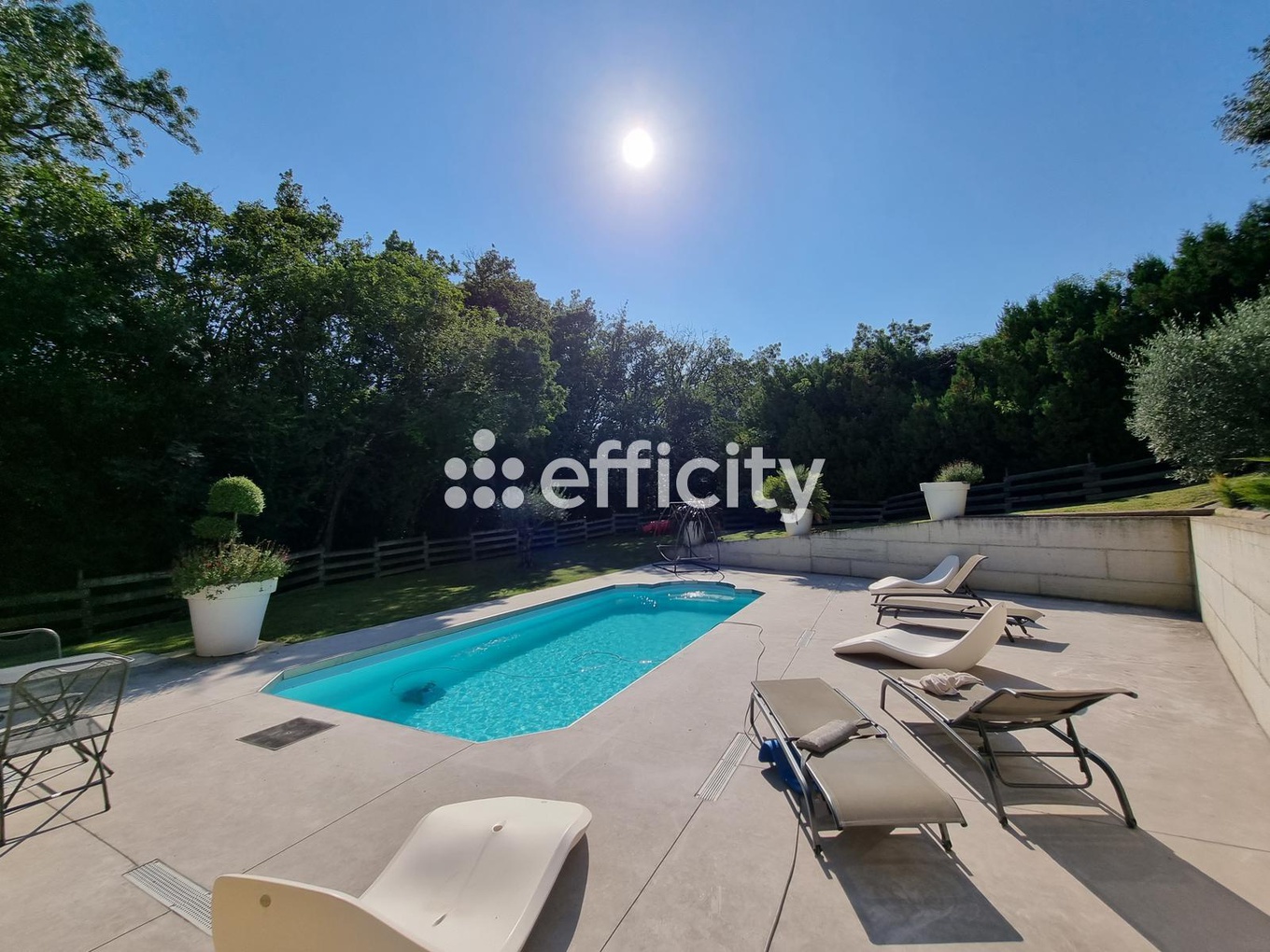 Achat immobilier Maison 6 pièces  180m2 à Saint-Julien-en-Saint-Alban (07000) - Photo n°6