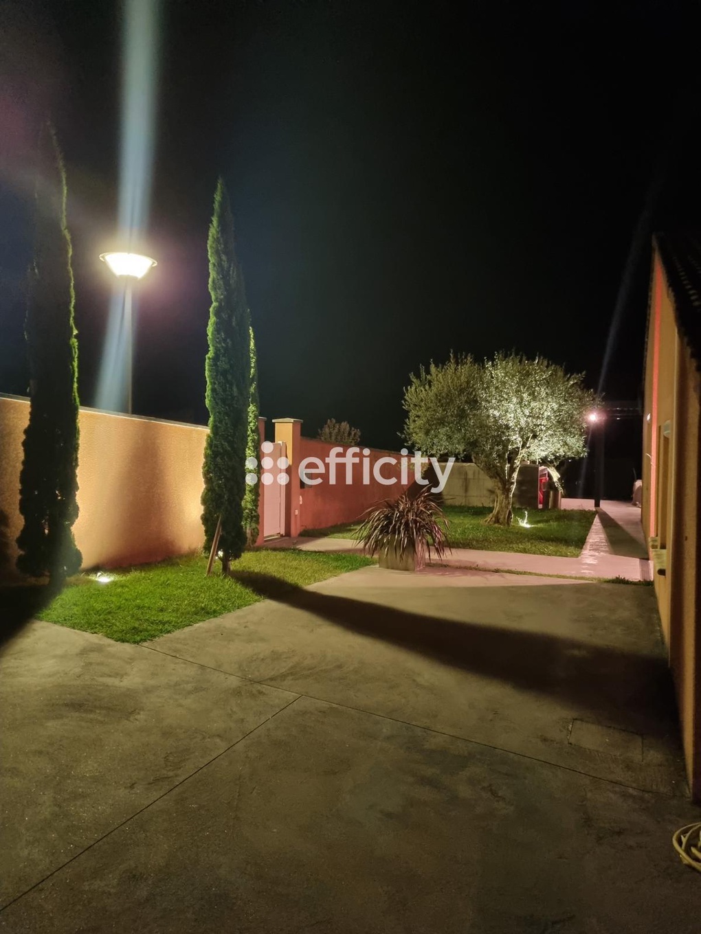 Achat immobilier Maison 6 pièces  180m2 à Saint-Julien-en-Saint-Alban (07000) - Photo n°8