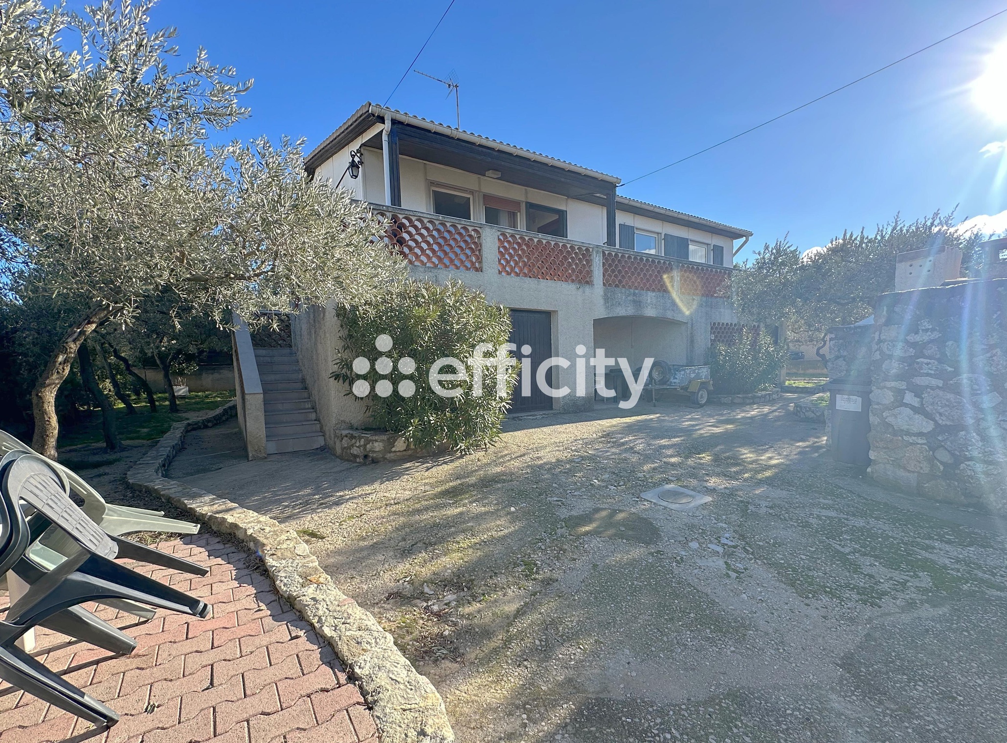 maison 7 pièces - 130m2 à Lançon-Provence (13680)
