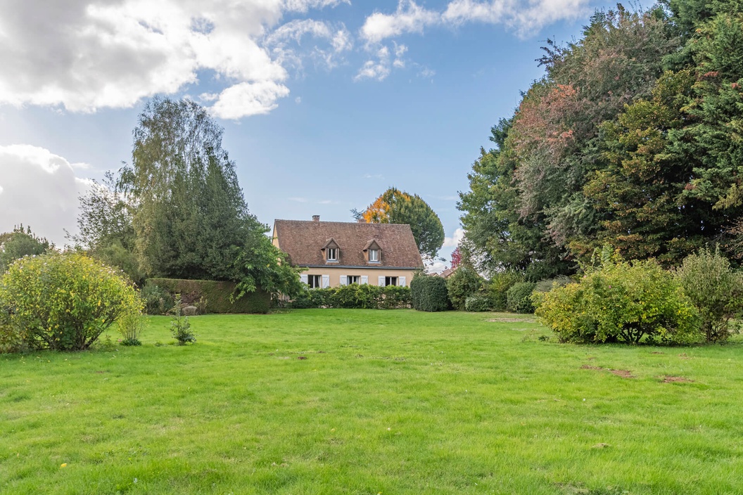 maison 7 pièces - 190m2 à Fresnay-sur-Sarthe (72130)