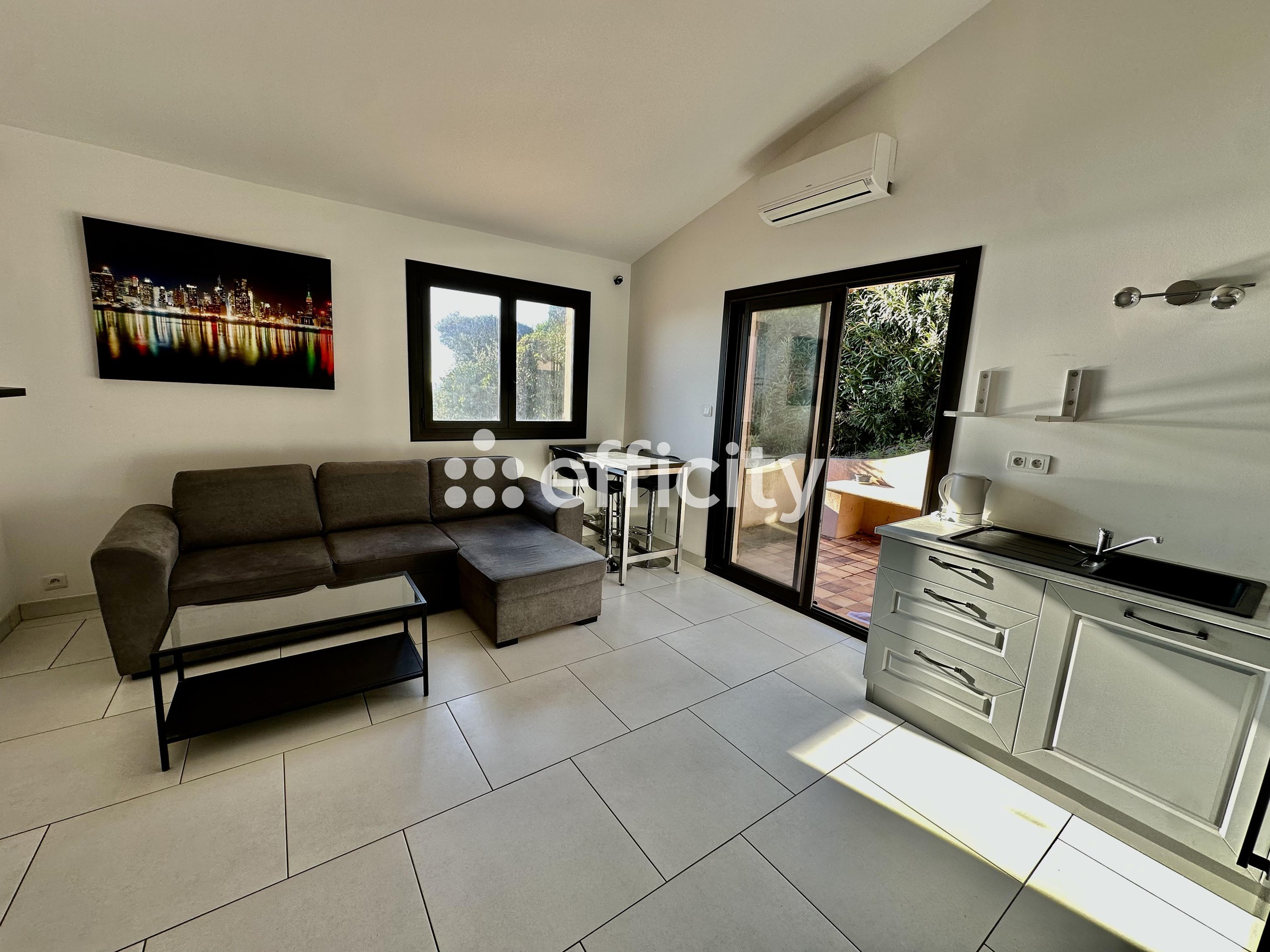 maison 3 pièces - 47m2 à Carqueiranne (83320)